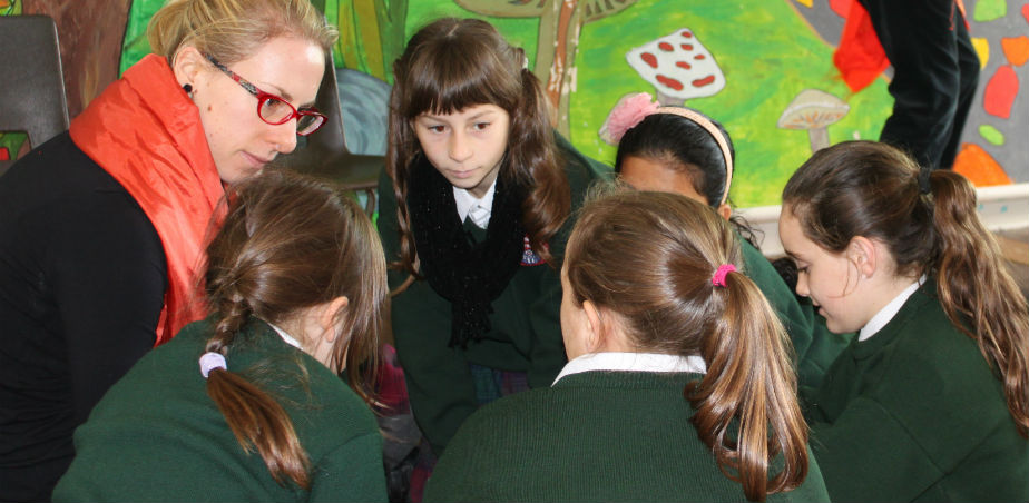 Image copyright TAP - Teacher Jennifer Buggy collaborating with pupils at Sacred Heart Primary School, Portlaoise, Co. Laois as part of a TAP with artist Joanna Parkes